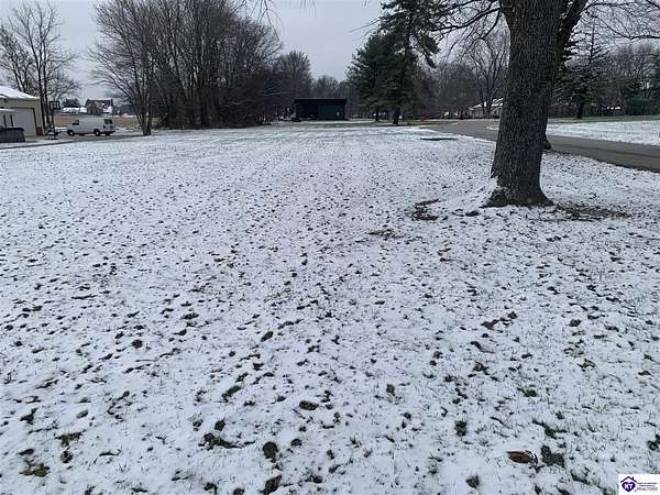 0.76 Acres of Commercial Land for Sale in Cecilia, Kentucky