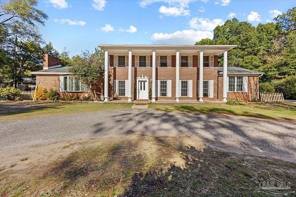 2.29 Acres of Residential Land with Home for Sale in Milton, Florida