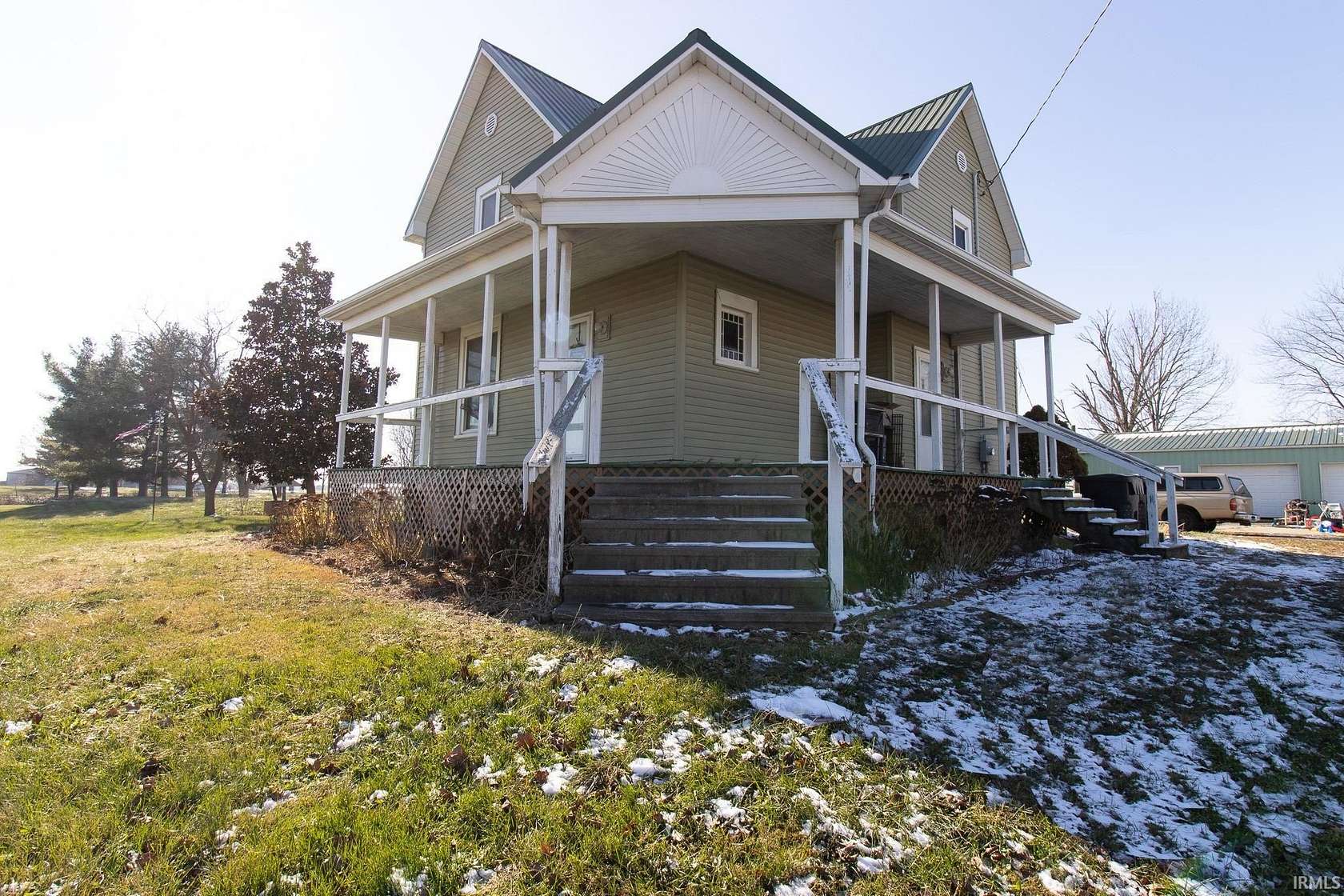 2.53 Acres of Residential Land with Home for Sale in Sumner, Illinois