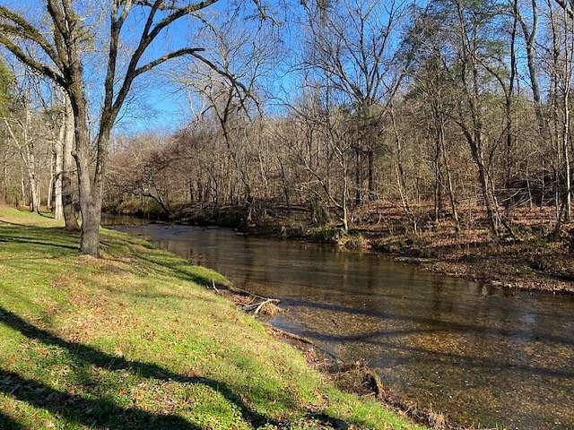 5 Acres of Land with Home for Sale in Lawrenceburg, Tennessee