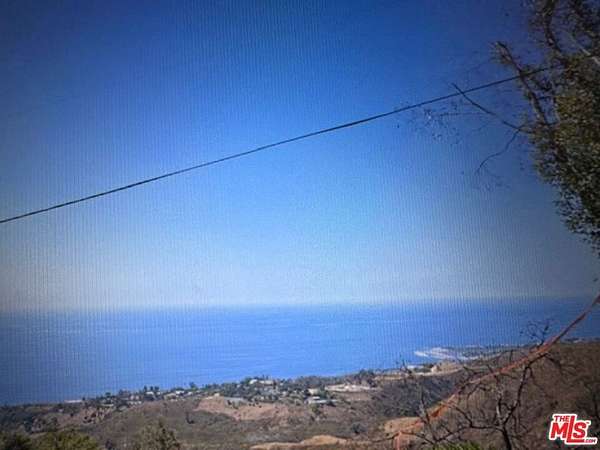 3.19 Acres of Land for Sale in Malibu, California
