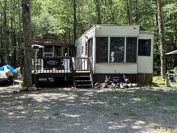 0.2 Acres of Residential Land for Sale in Gouldsboro, Pennsylvania