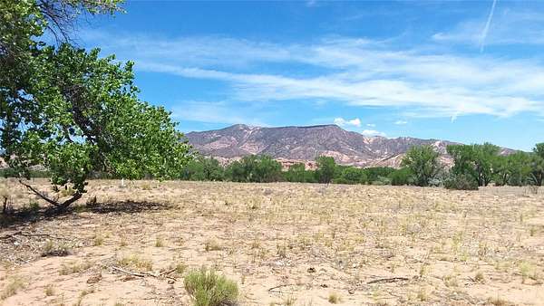 14 Acres of Land for Sale in Abiquiu, New Mexico