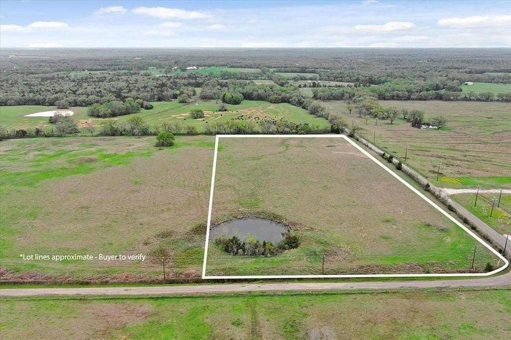 10 Acres of Residential Land for Sale in Teague, Texas