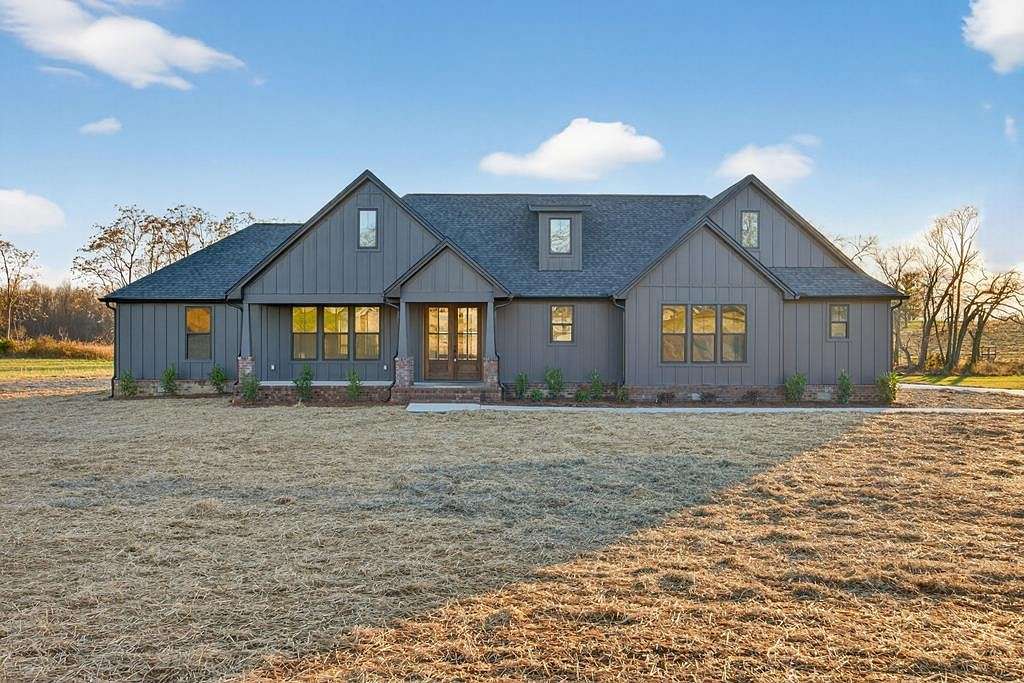 2.2 Acres of Residential Land with Home for Sale in Livingston, Tennessee