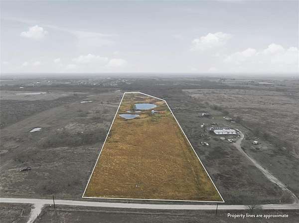 10 Acres of Land for Sale in Hubbard, Texas