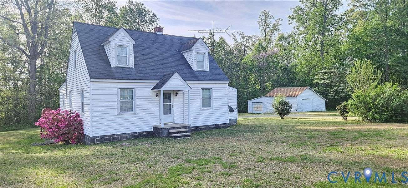 3.2 Acres of Land with Home for Sale in Tappahannock, Virginia