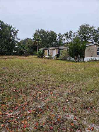 1.63 Acres of Residential Land with Home for Sale in Palatka, Florida
