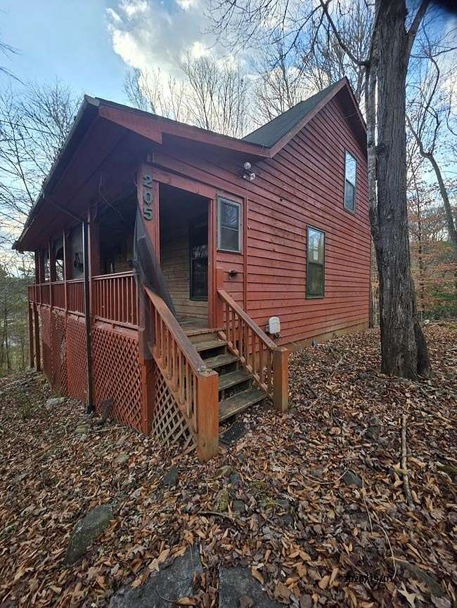 5.76 Acres of Residential Land with Home for Sale in Murphy, North Carolina