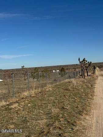 2.49 Acres of Land for Sale in Pearblossom, California