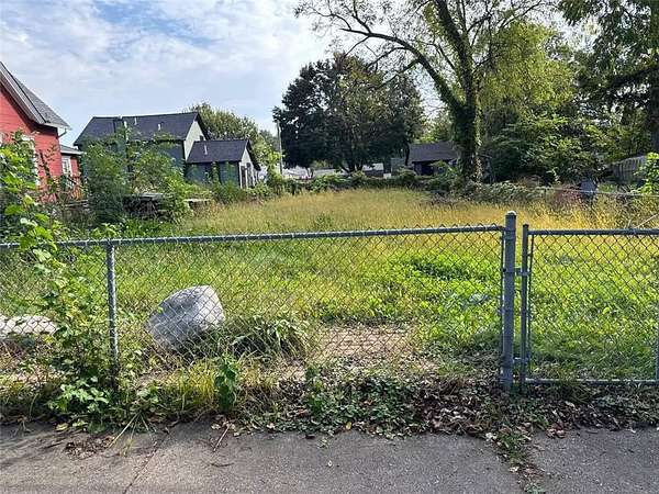 0.1 Acres of Residential Land for Sale in St. Paul, Minnesota