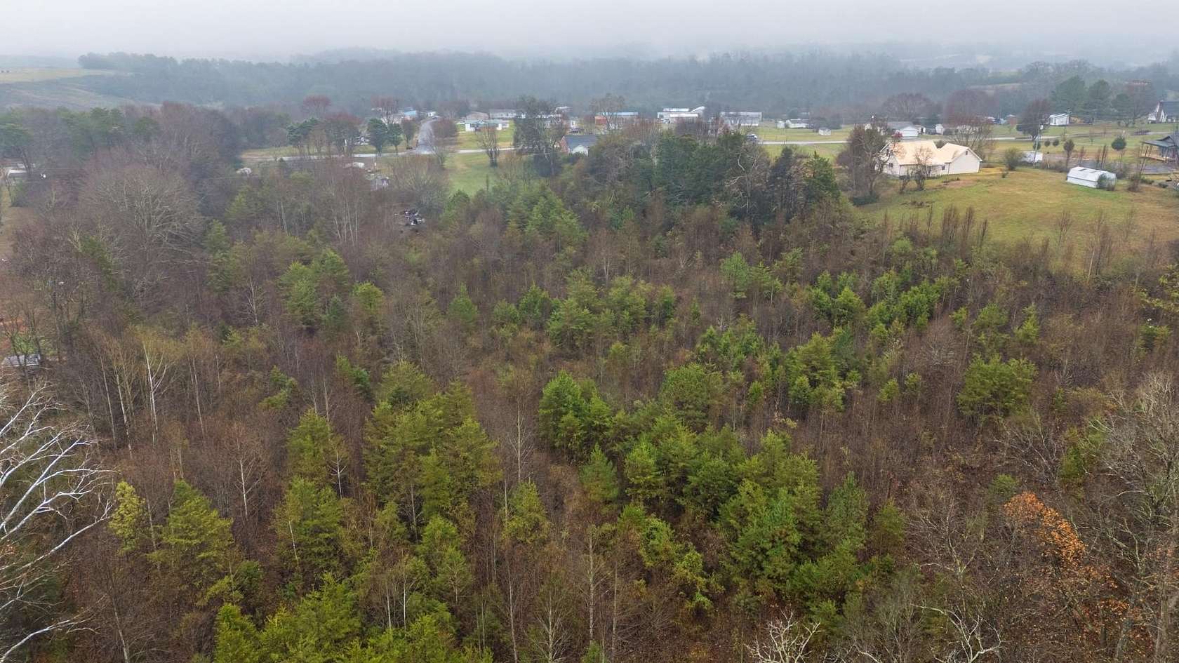 2.5 Acres of Residential Land for Sale in Athens, Tennessee
