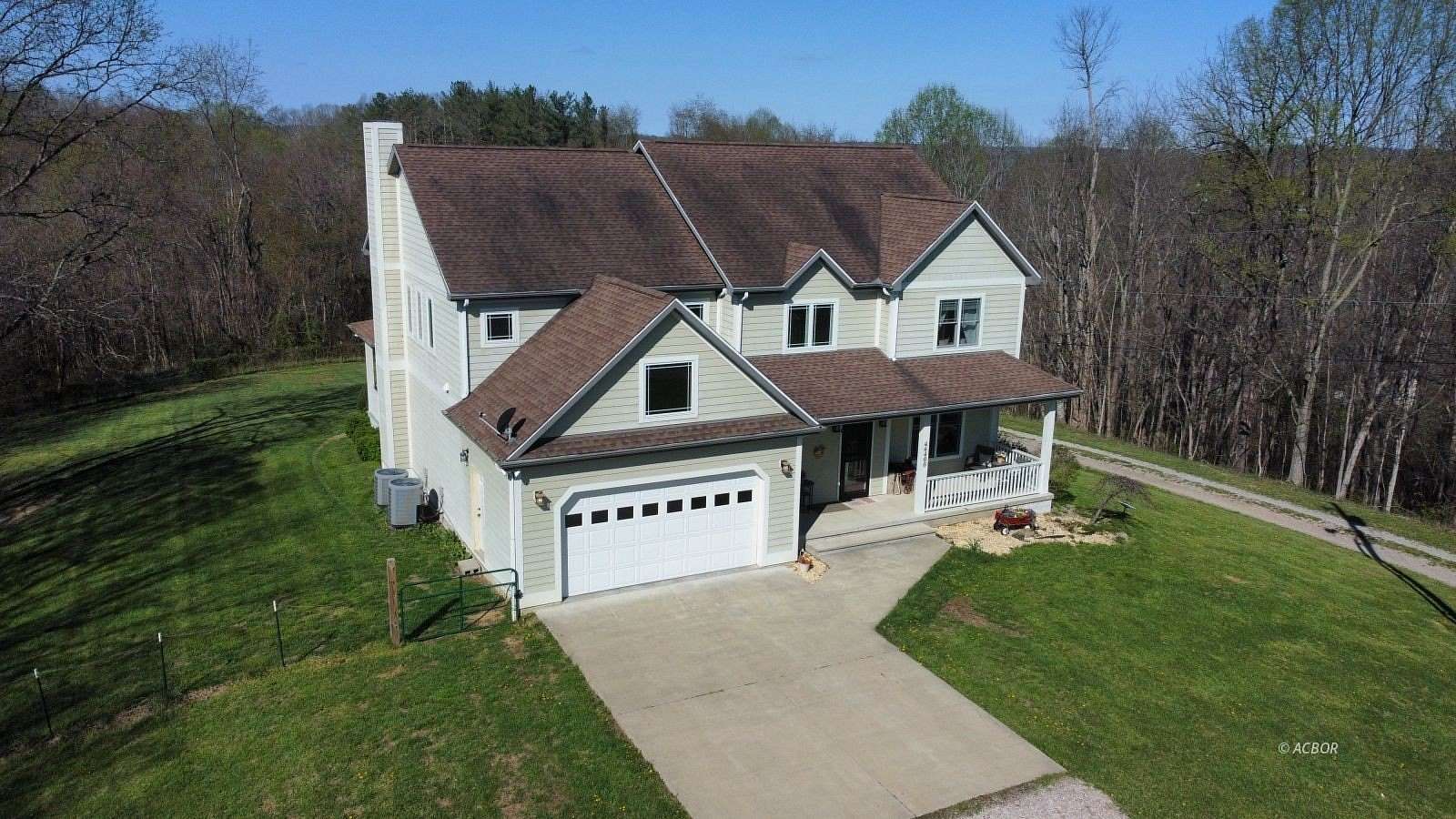41.4 Acres of Agricultural Land with Home for Sale in Vinton Township, Ohio