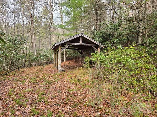 3 Acres of Residential Land for Sale in Tuckasegee, North Carolina