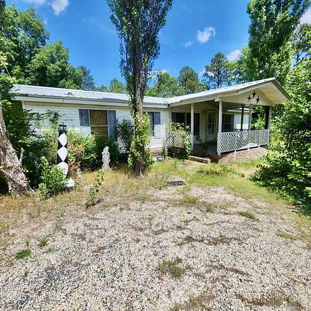 2.42 Acres of Residential Land with Home for Sale in Rockingham, North Carolina