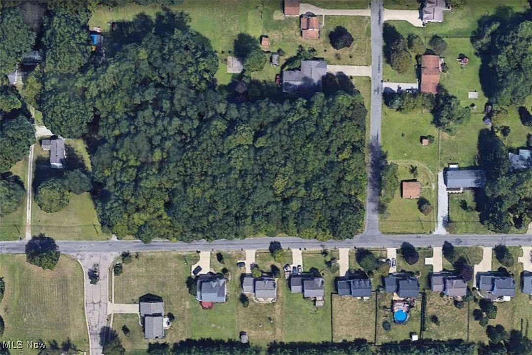 0.75 Acres of Land for Sale in Coventry Township, Ohio