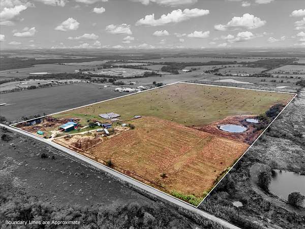 40.3 Acres of Recreational Land & Farm for Sale in Bruceville-Eddy, Texas