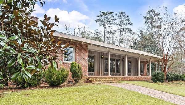 42 Acres of Land with Home for Sale in Milledgeville, Georgia