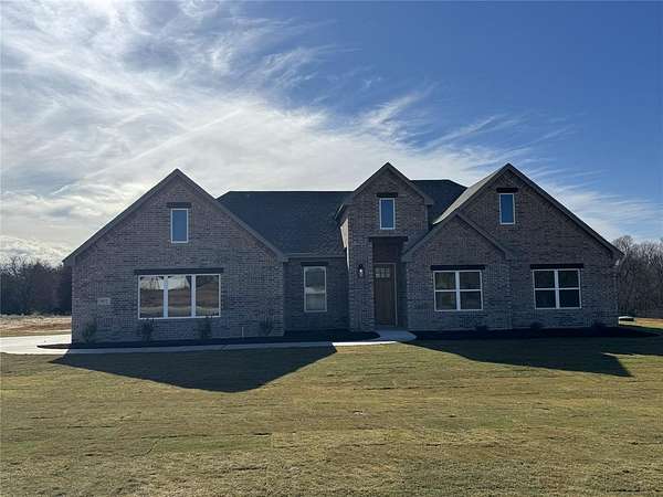 1.87 Acres of Residential Land with Home for Sale in Springtown, Texas