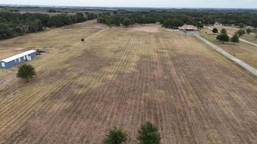11 Acres of Land for Sale in Terrell, Texas