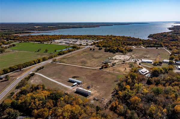 4.5 Acres of Land with Home for Sale in Valley View, Texas
