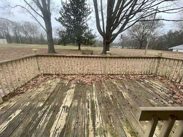 5.39 Acres of Residential Land with Home for Sale in Memphis, Tennessee