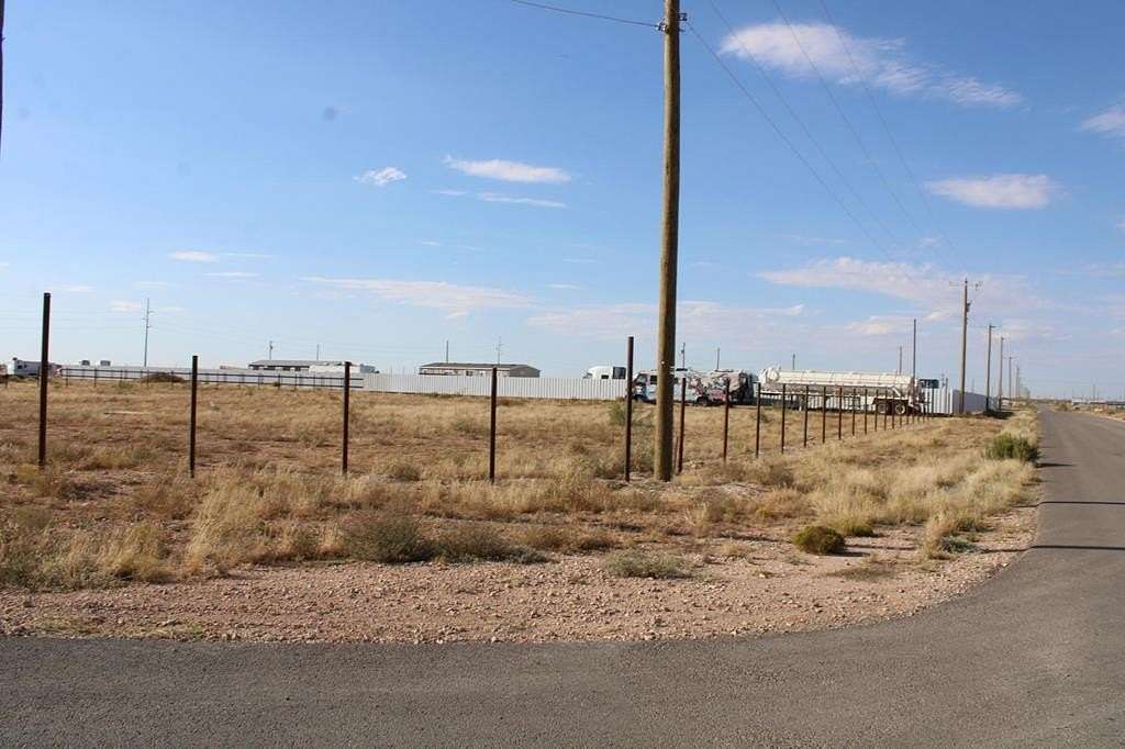 1.25 Acres of Residential Land for Sale in Midland, Texas