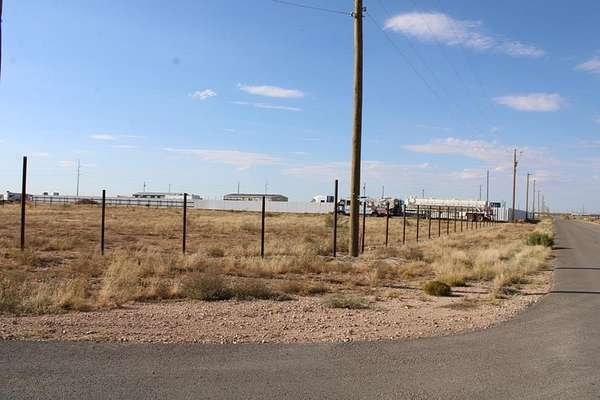 1.25 Acres of Residential Land for Sale in Midland, Texas