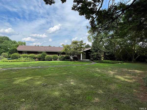 1.9 Acres of Residential Land with Home for Lease in Raleigh, North Carolina