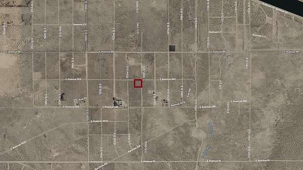 2.59 Acres of Commercial Land for Sale in Palmdale, California