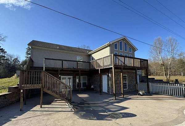 10.5 Acres of Land with Home for Auction in Decatur, Tennessee