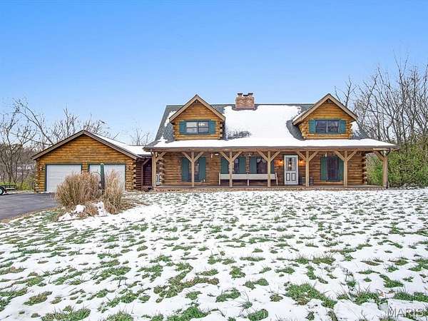 5.14 Acres of Residential Land with Home for Sale in Millstadt, Illinois