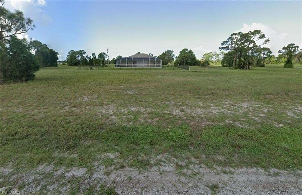Residential Land for Sale in Cape Coral, Florida