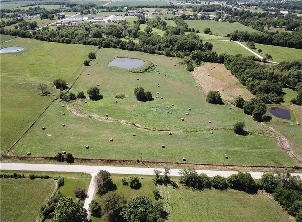 14.7 Acres of Recreational Land for Sale in Holden, Missouri