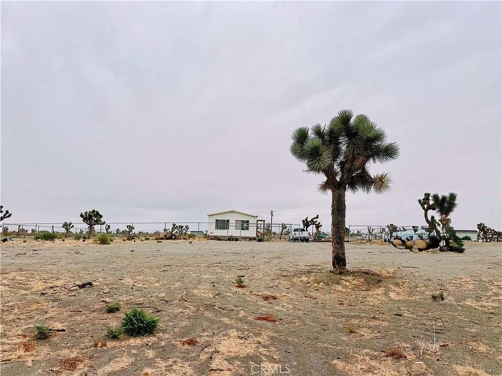 9.17 Acres of Land for Sale in Piñon Hills, California