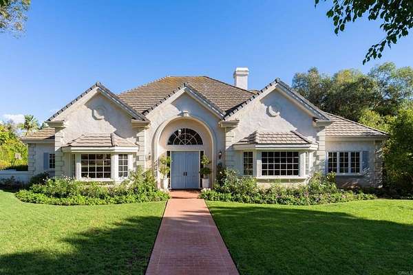 2 Acres of Residential Land with Home for Sale in Rancho Santa Fe, California