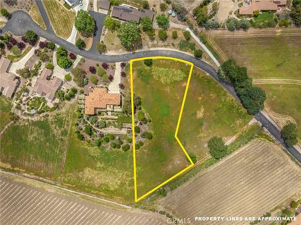 1.57 Acres of Residential Land for Sale in Paso Robles, California