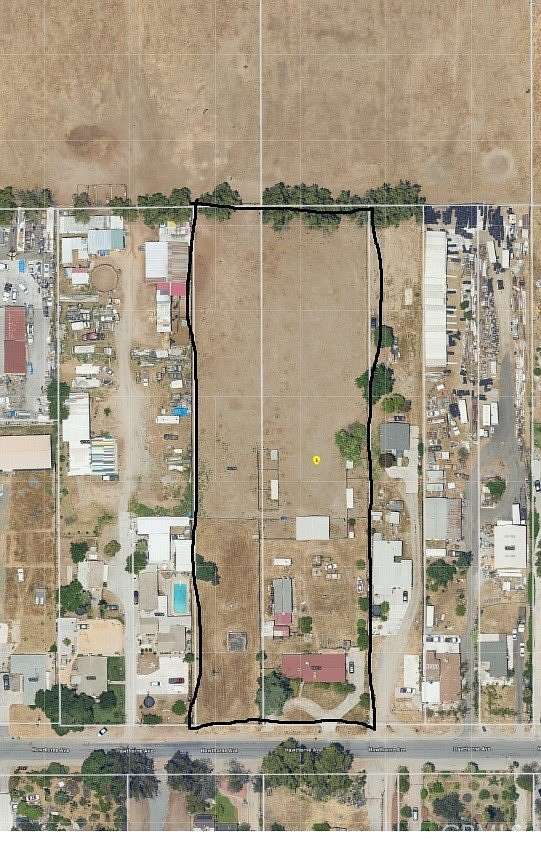 3.19 Acres of Land for Sale in Bloomington, California