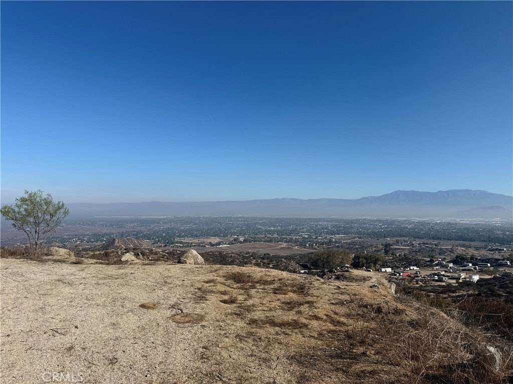 64 Acres of Agricultural Land for Sale in Woodcrest, California