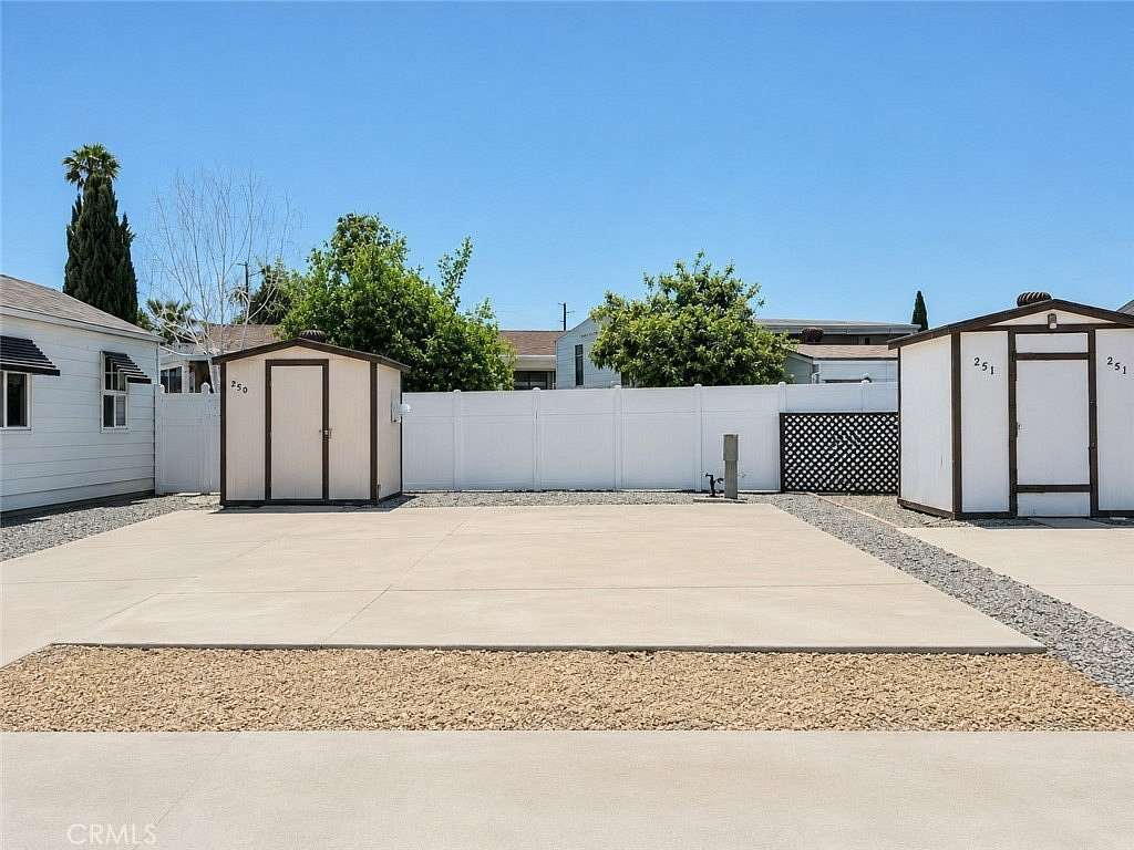 0.05 Acres of Land for Sale in Hemet, California
