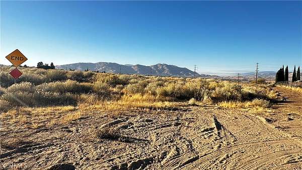 3.47 Acres of Residential Land for Sale in Tehachapi, California