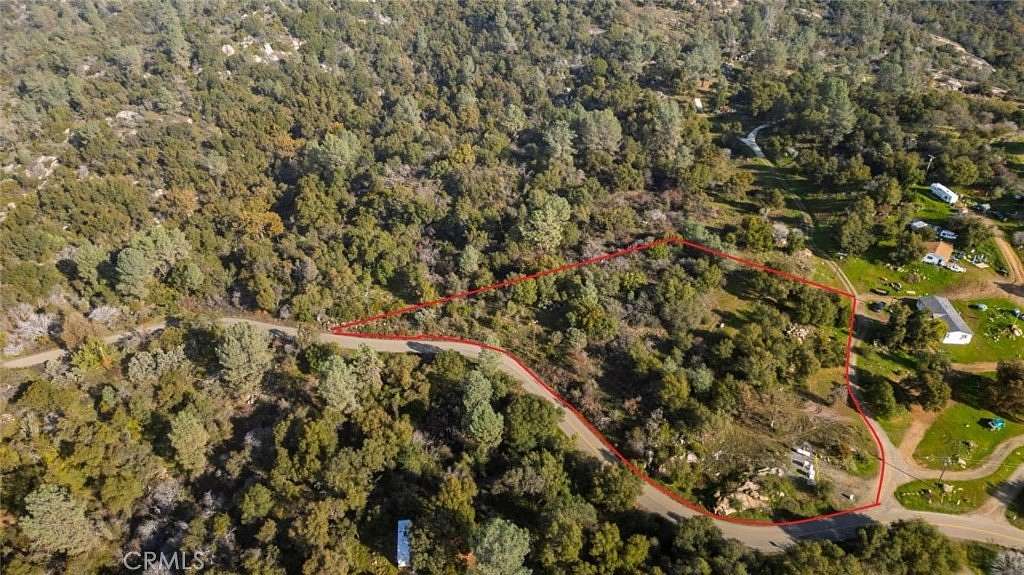 5.3 Acres of Land for Sale in Mariposa, California