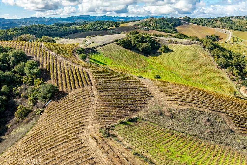 91.7 Acres of Agricultural & Residential Land for Sale in Paso Robles, California