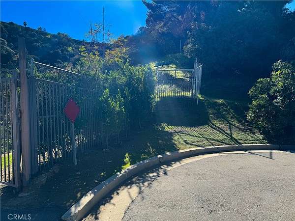 3.58 Acres of Land for Sale in Woodland Hills, California