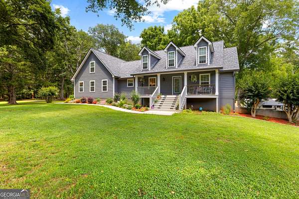 8 Acres of Residential Land with Home for Sale in Moreland, Georgia