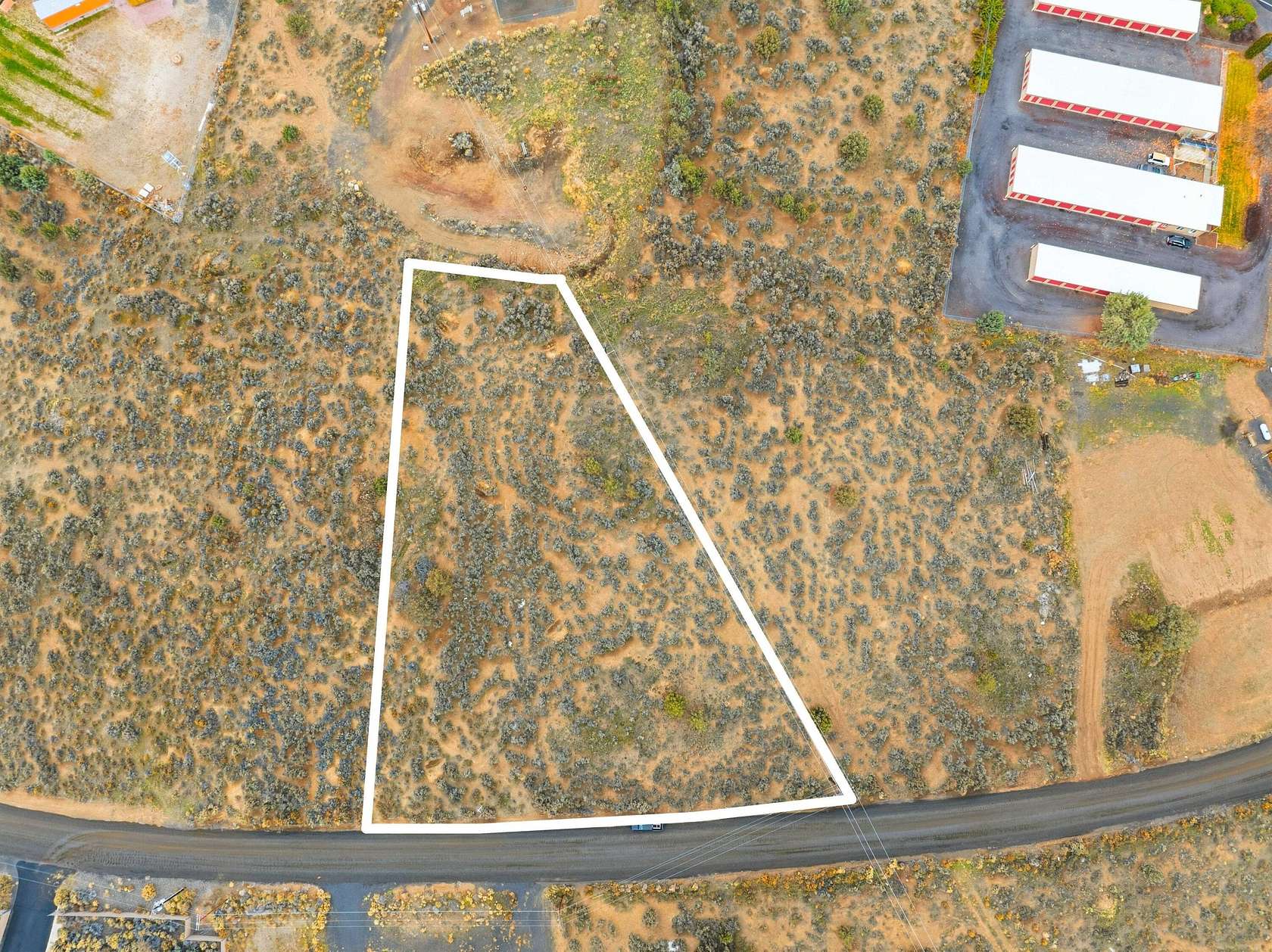 1.23 Acres of Commercial Land for Sale in Terrebonne, Oregon