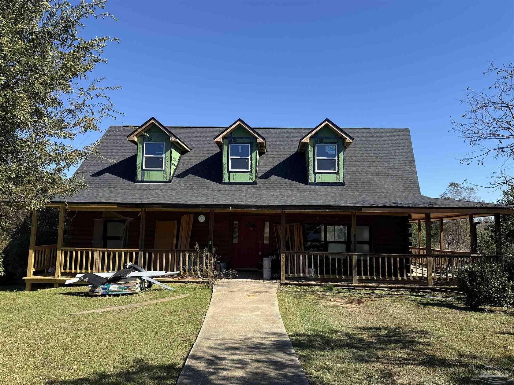 9 Acres of Residential Land with Home for Sale in Molino, Florida