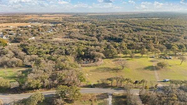 6 Acres of Residential Land for Sale in Covington, Texas