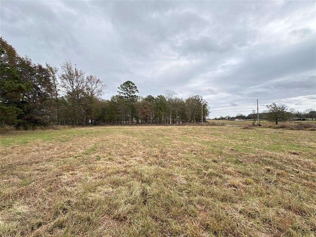 2 Acres of Land for Sale in Omaha, Texas