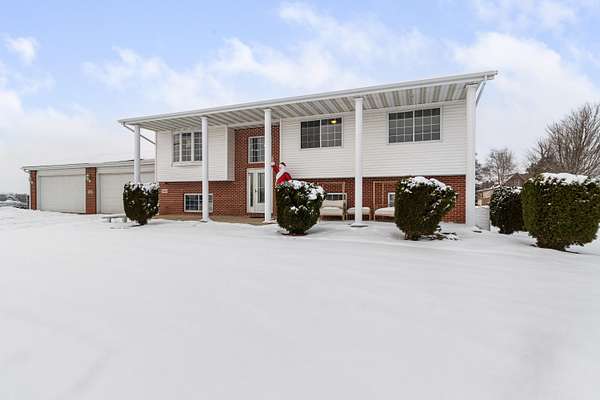 1.5 Acres of Residential Land with Home for Sale in Hebron, Indiana